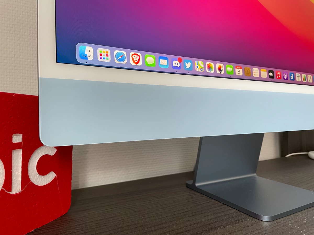 Test Apple iMac (2021) : pas de révolution mais une très solide ...