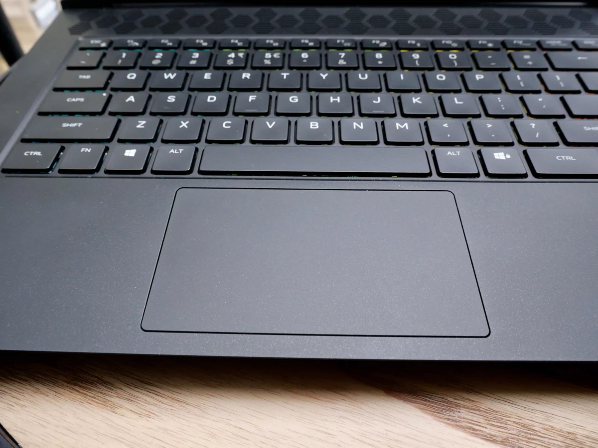 Alienware m15 R5-15 © © Nathan Le Gohlisse pour Clubic