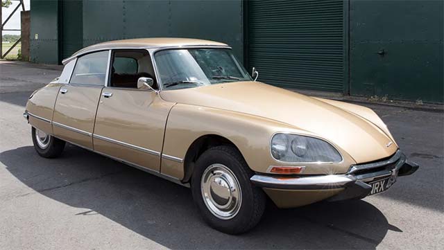 Retrofit : la Citroën DS de 1971 renaît en version tout-électrique