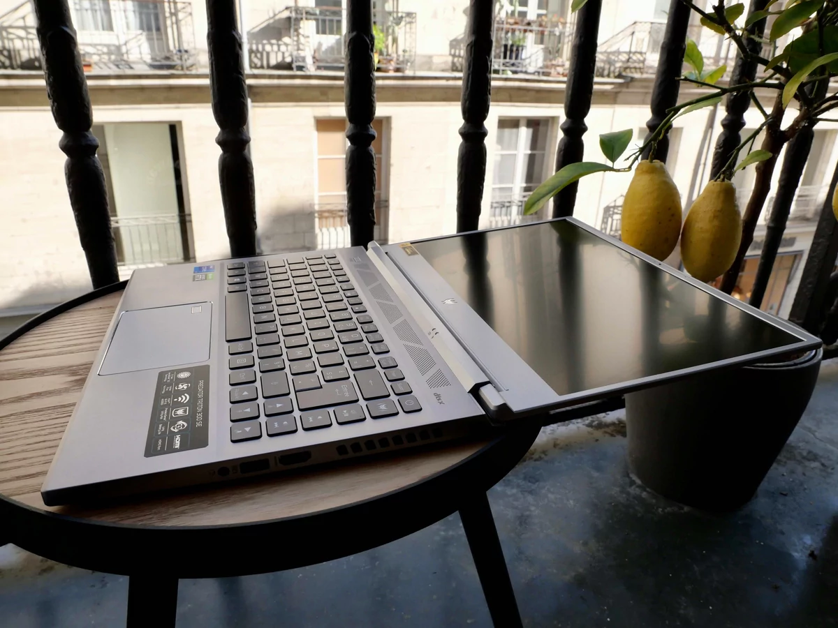 Acer Predator Triton 300 SE-4 © © Nathan Le Gohlisse pour Clubic