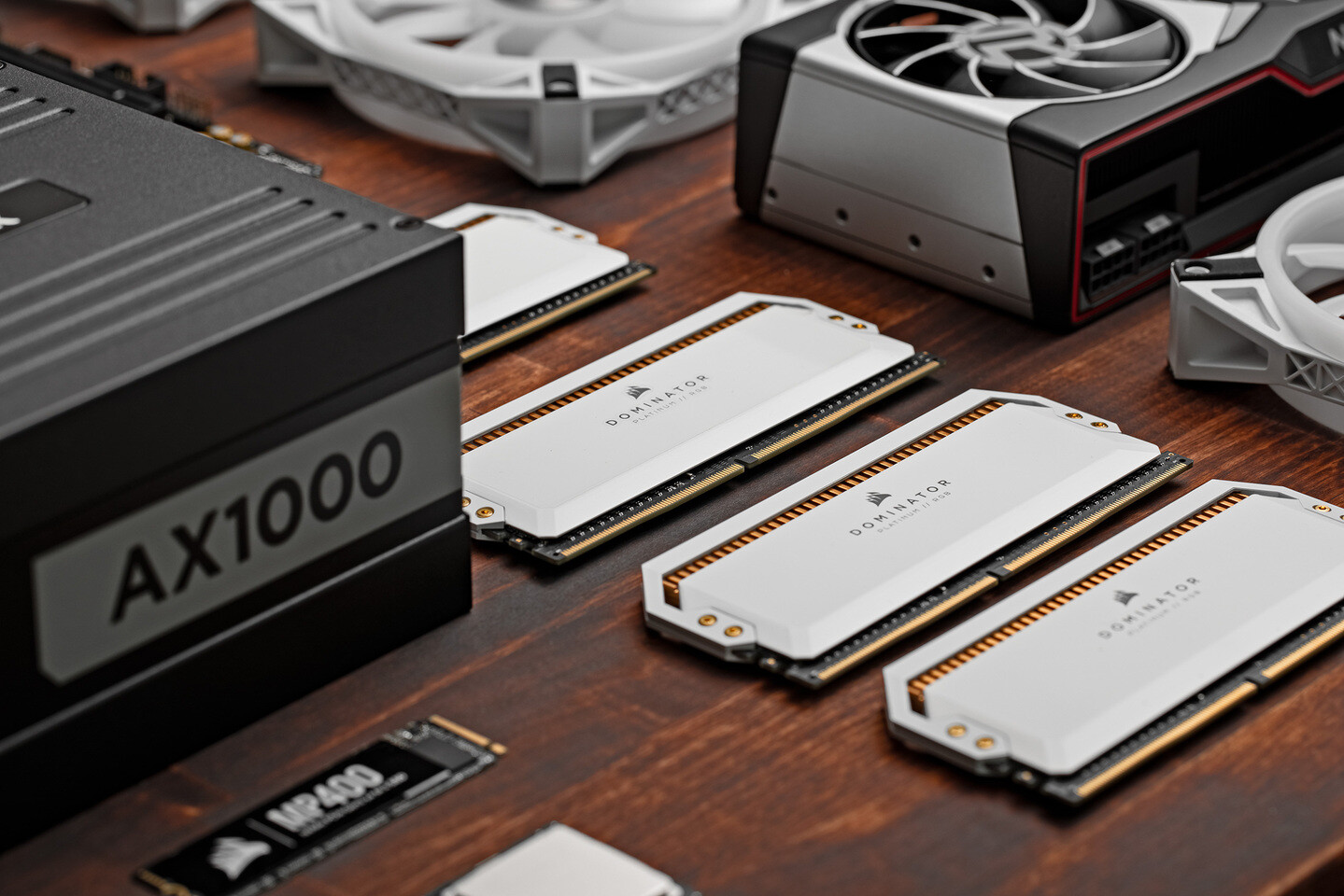 Corsair évoque de la DDR5 sensiblement plus chaude que la DDR4