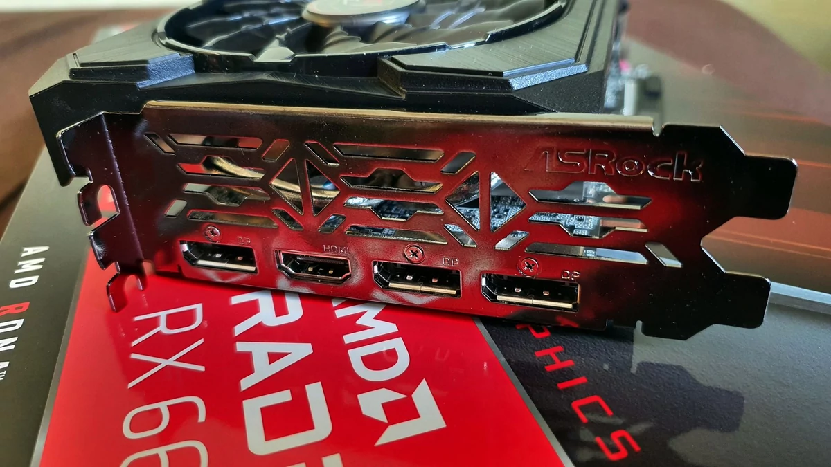 ASRock Radeon RX 6600 XT Phantom Gaming © Nerces