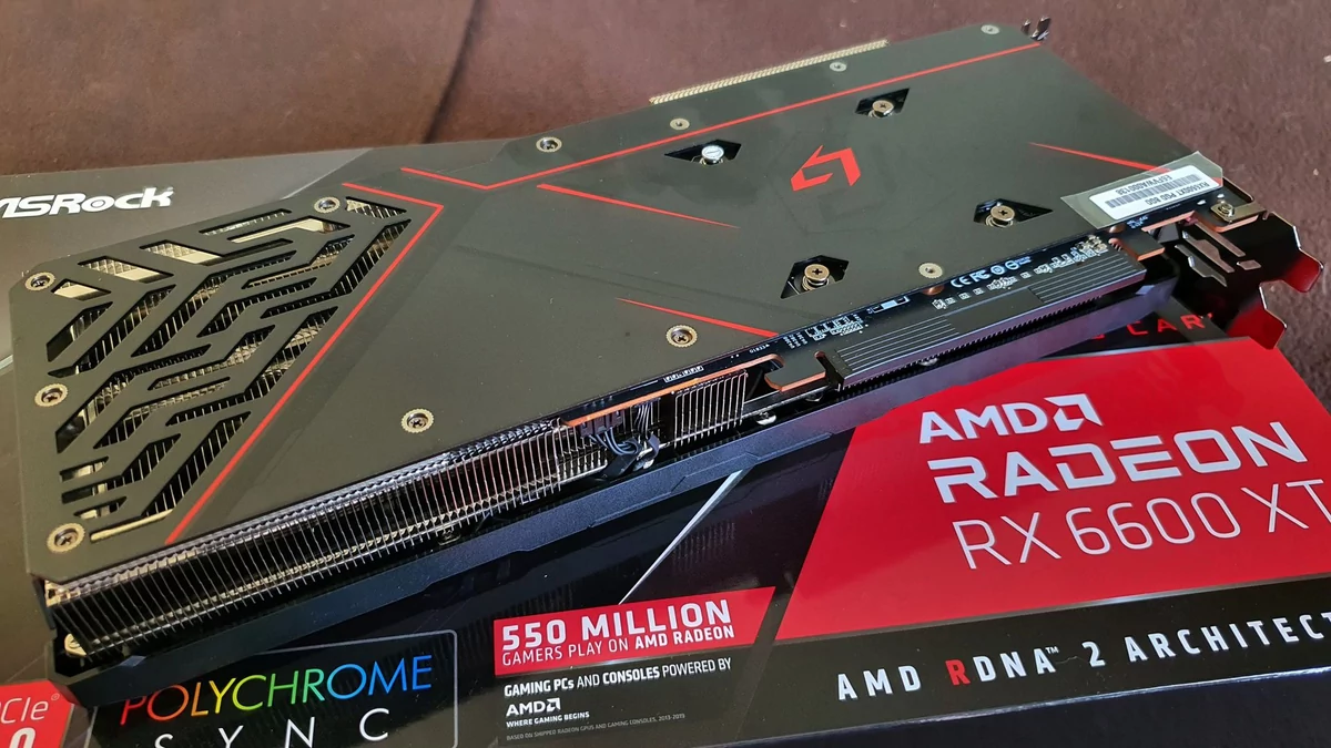 ASRock Radeon RX 6600 XT Phantom Gaming © Nerces