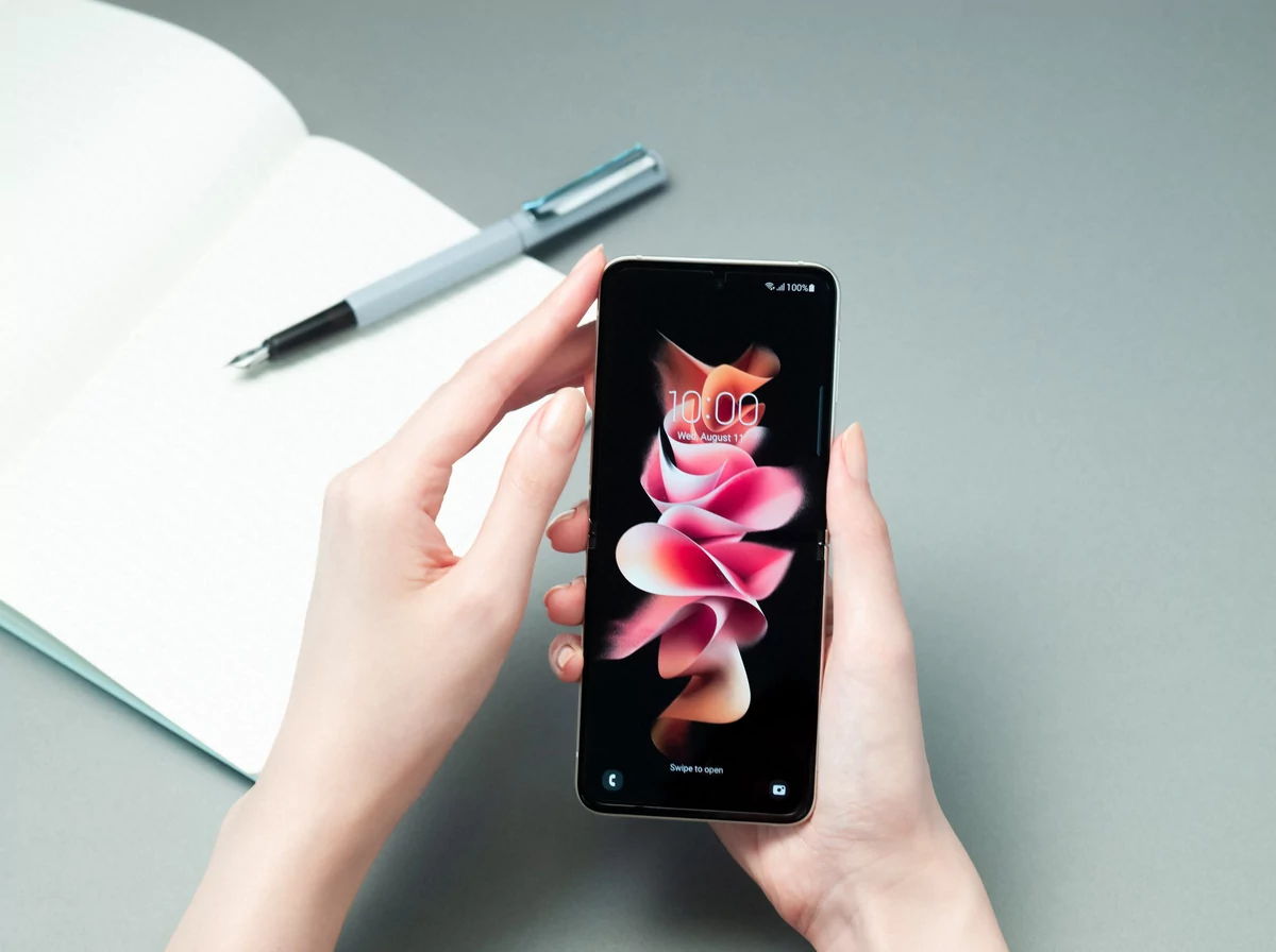 Samsung Galaxy Z Flip 3 © EMBARGO © Samsung
