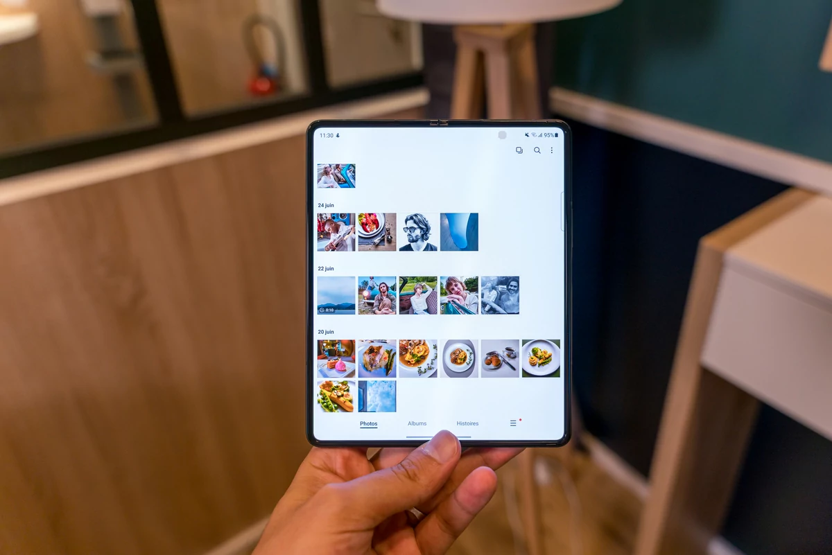 Samsung Galaxy Z Fold 3 © EMBARGO © Pierre Crochart pour Clubic