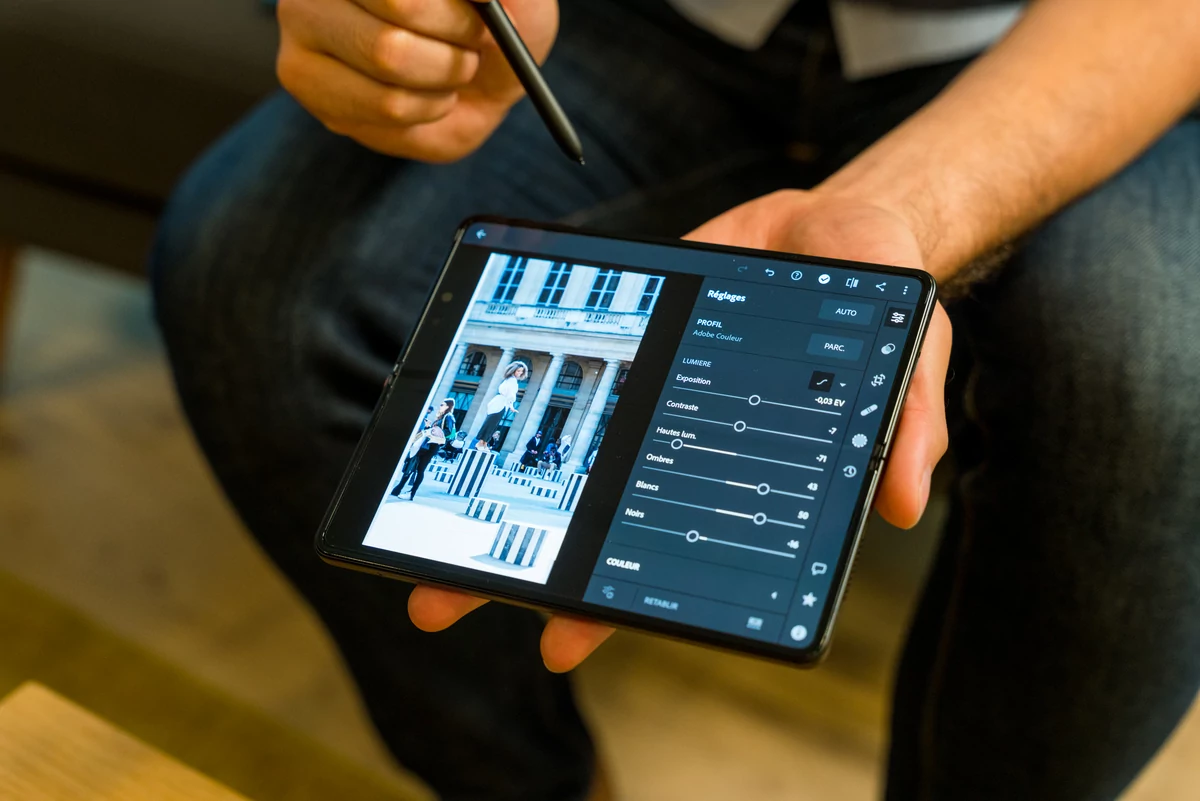Samsung Galaxy Z Fold 3 © EMBARGO © Pierre Crochart pour Clubic