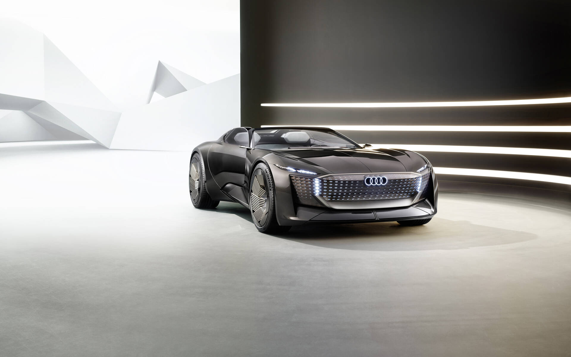 Audi dévoile Skysphere, sa concept car électrique capable de changer de taille