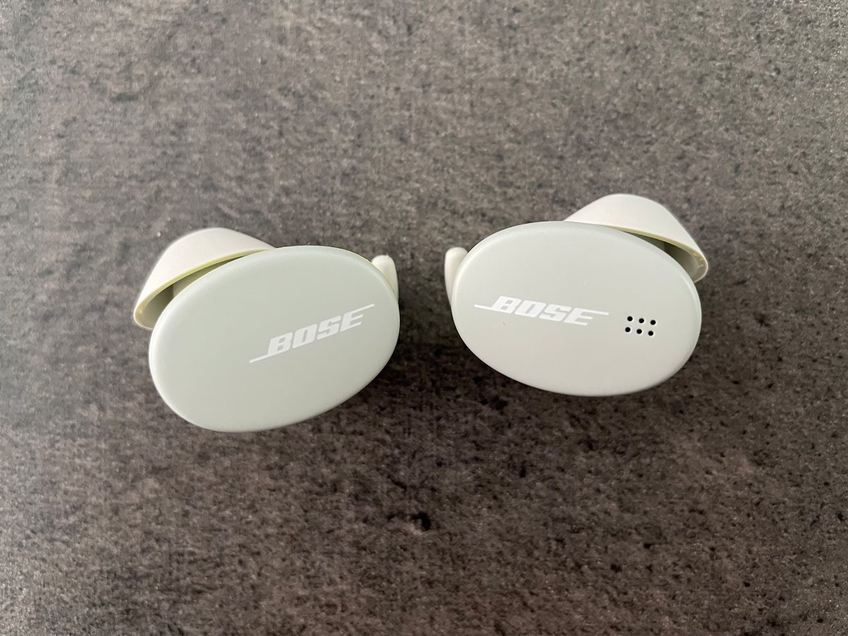 Test Bose Sport Earbuds © Mathieu Grumiaux pour Clubic