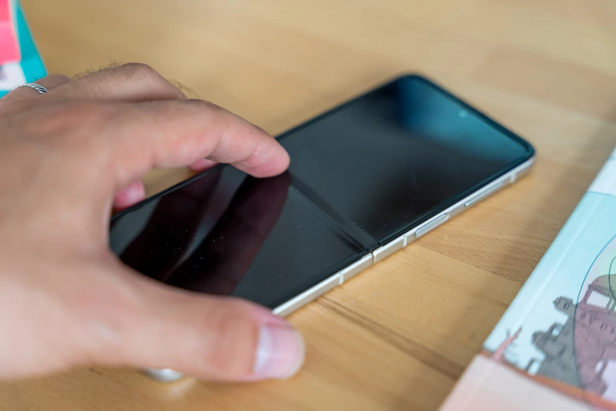 Samsung Galaxy Z Flip 3 test © © Pierre Crochart pour Clubic