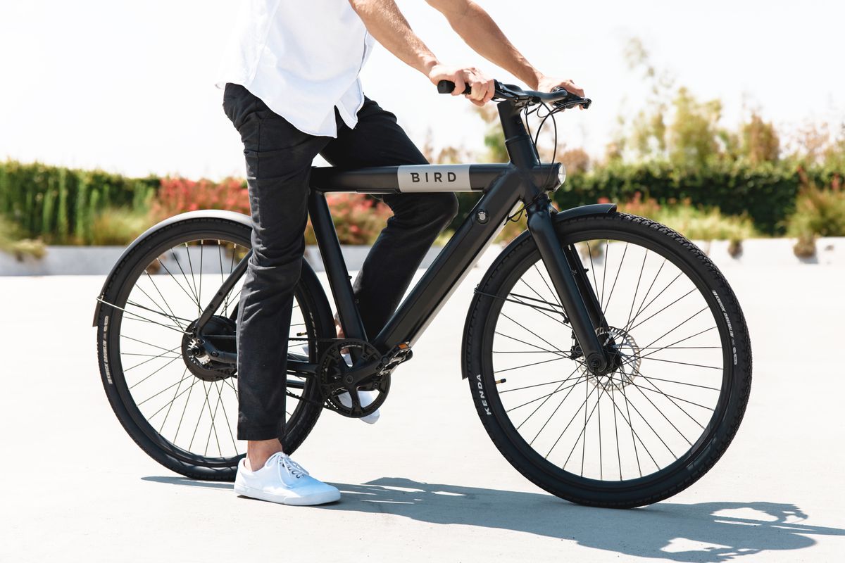 Après les trottinettes en libre service, Bird lance son premier vélo électrique à l'achat