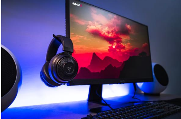 ViewSonic lance trois écrans 32 pouces appartenant à la gamme ELITE, dont un moniteur 144 Hz équipé de mini-LED