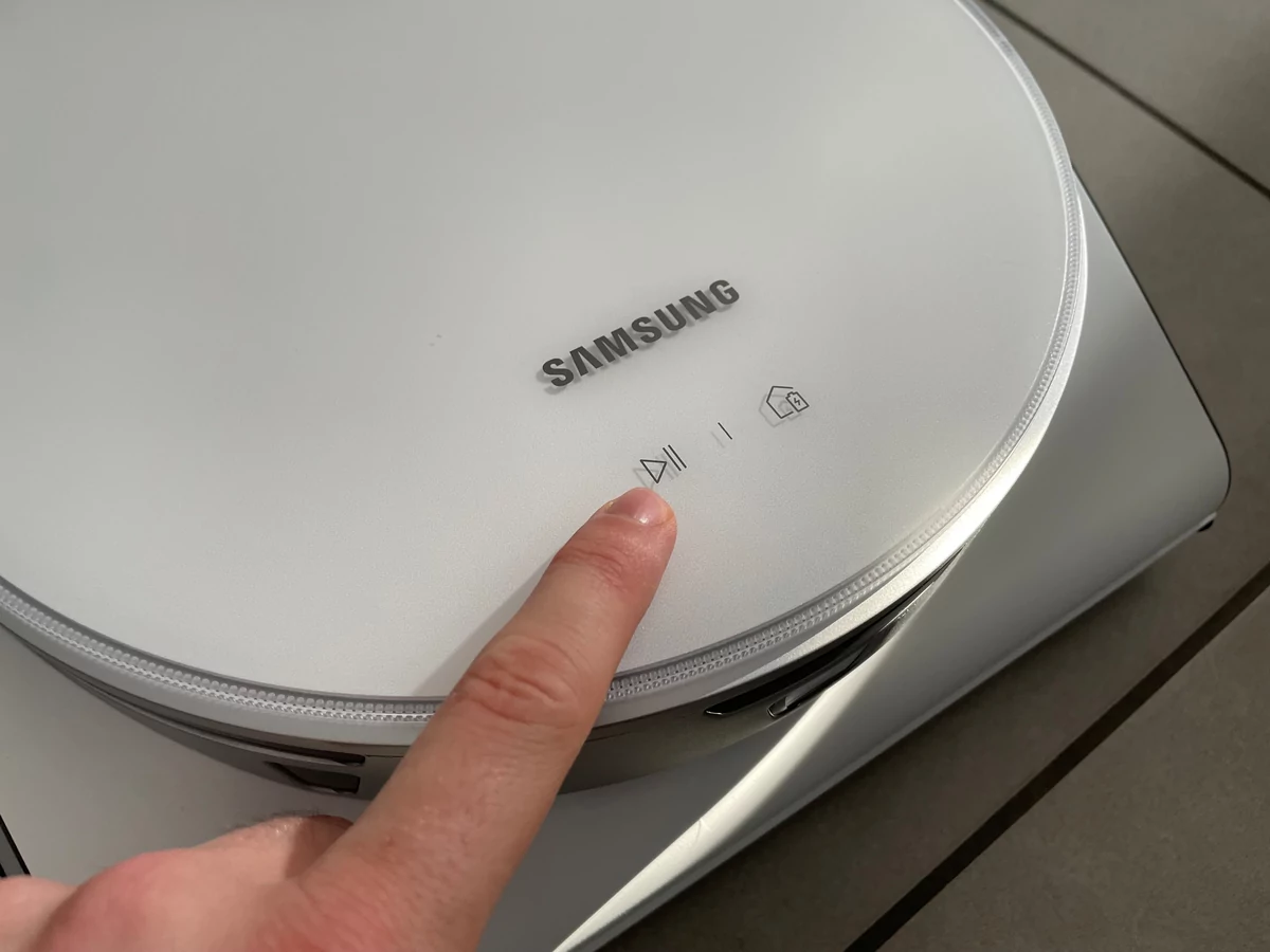 Test Samsung JetBot AI+ © Mathieu Grumiaux pour Clubic