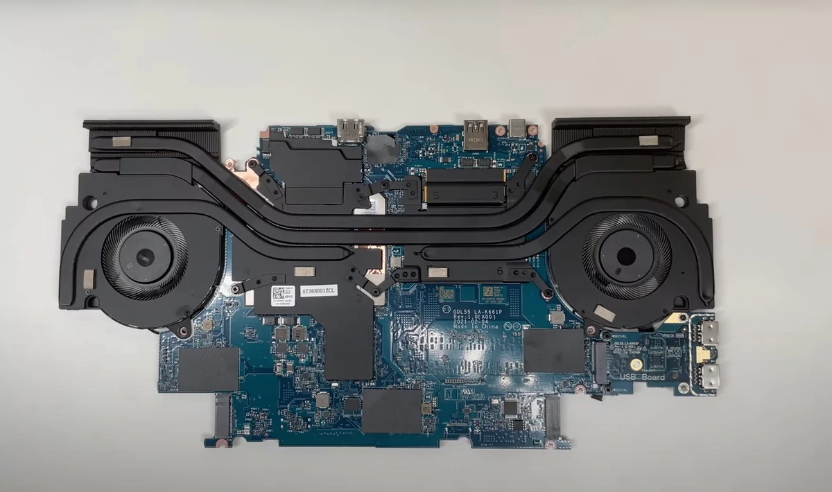 Dell G15-2 © © floorprawn