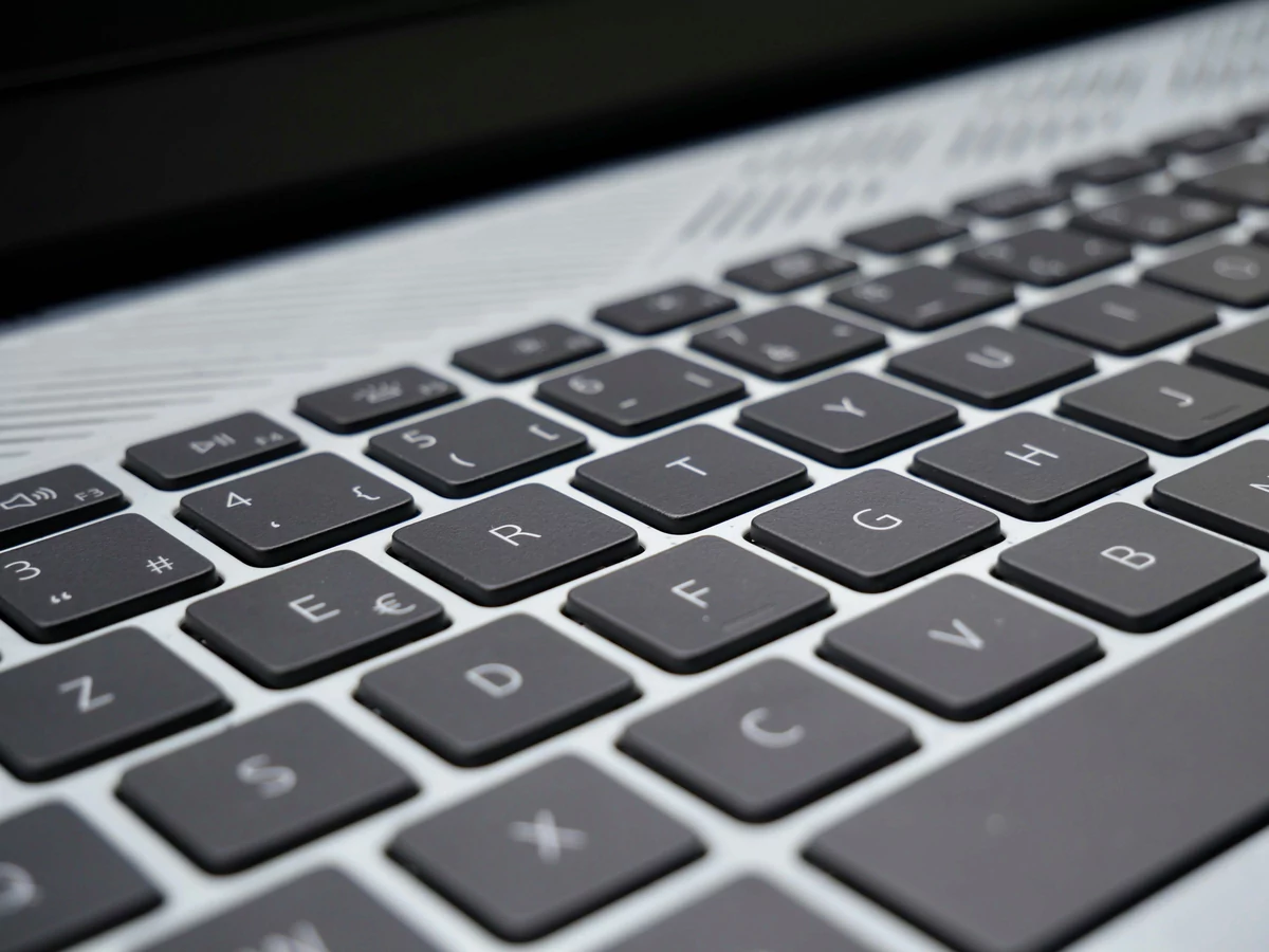 Dell G15-7 © © Nathan Le Gohlisse pour Clubic