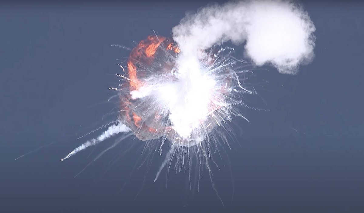 Alpha explosion © © YouTube / Firefly Aerospace