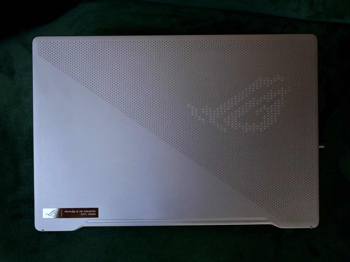ASUS ROG Zephyrus G14 2021-11 © © Nathan Le Gohlisse pour Clubic