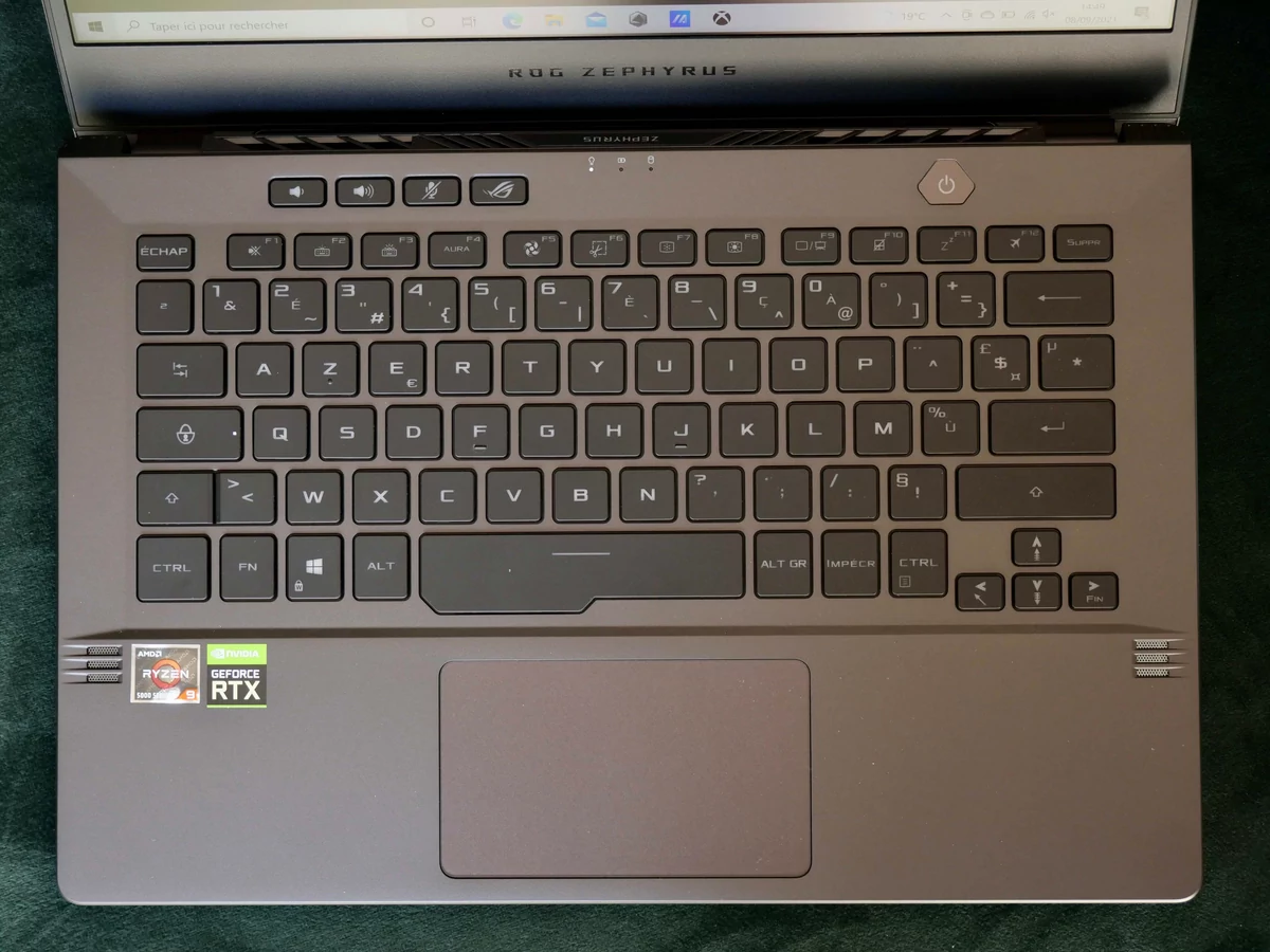 ASUS ROG Zephyrus G14 2021-18 © © Nathan Le Gohlisse pour Clubic