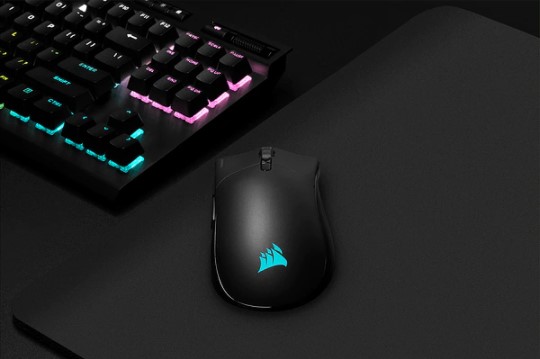 Corsair Sabre RGB Pro Wireless, une nouvelle souris sans-fil et en couleur