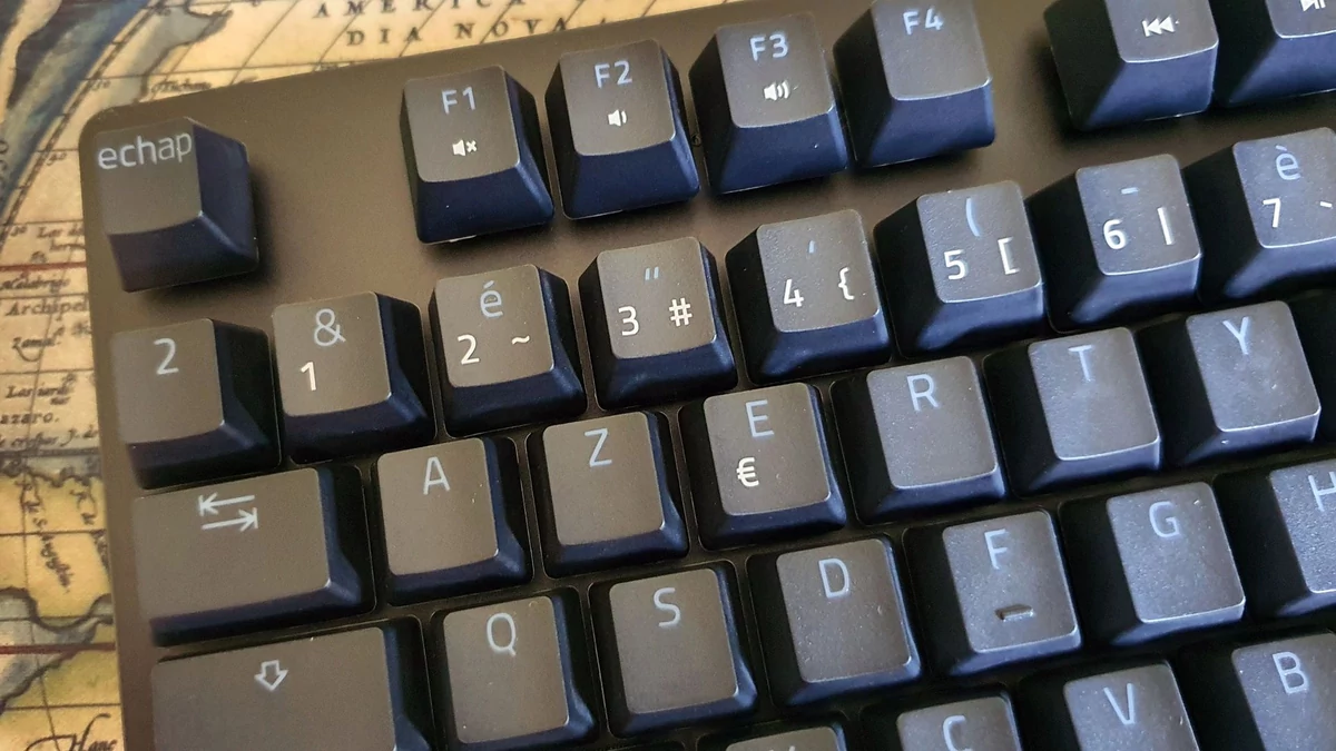 Razer Huntsman V2 Tenkeyless © Nerces