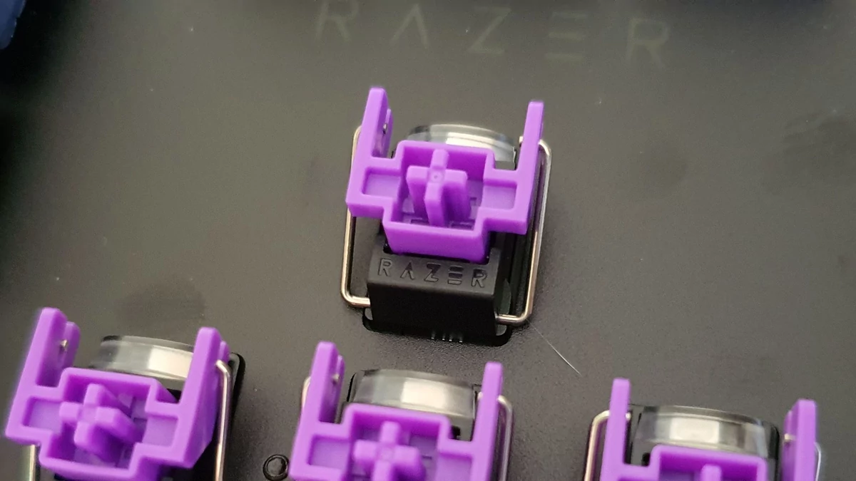 Razer Huntsman V2 Tenkeyless © Nerces