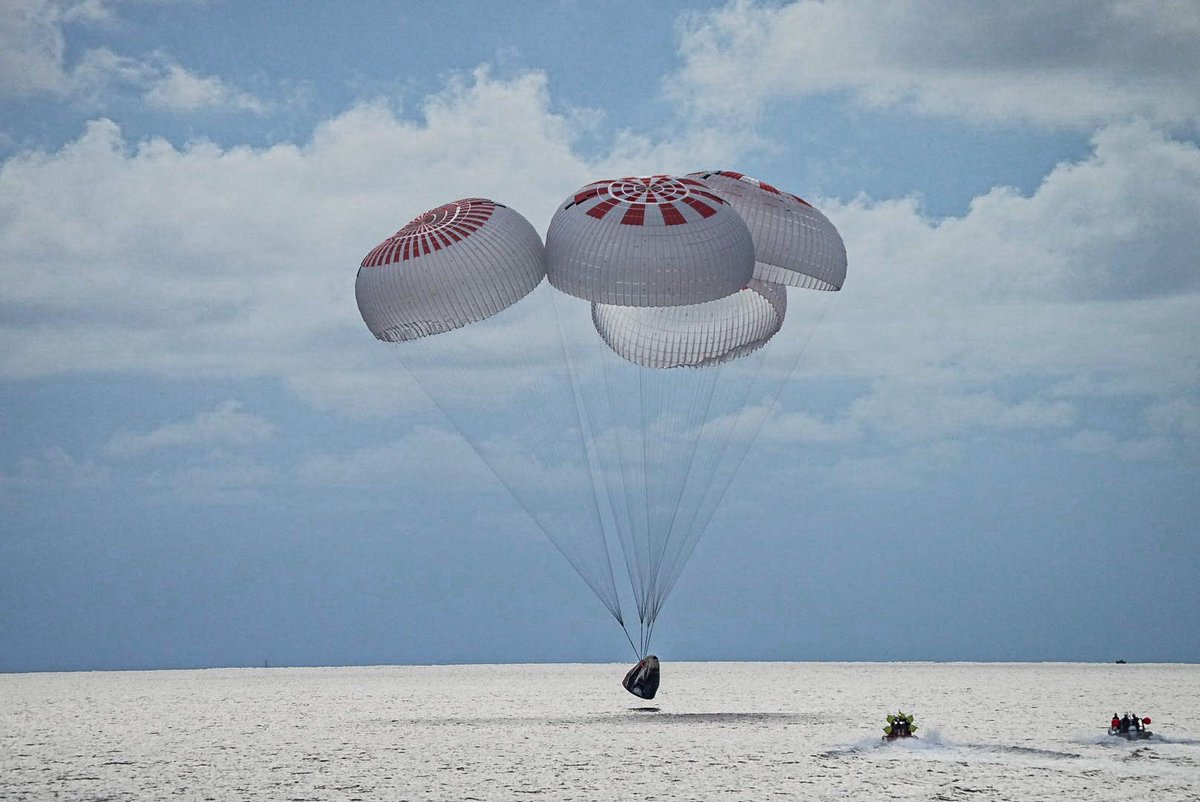 Les quatre touristes de SpaceX sont rentrés sur Terre sans encombre ce week-end