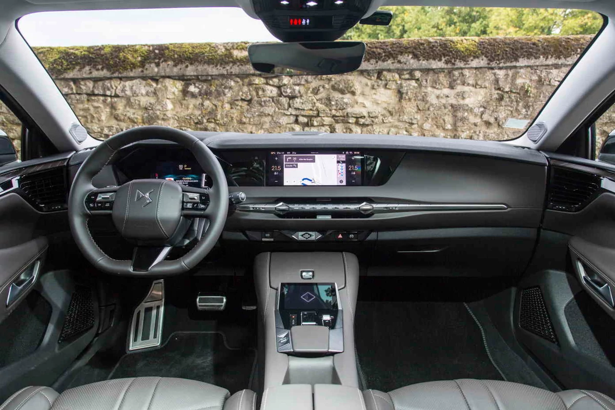 DS4 PHEV 225 La Première © Camille Pinet