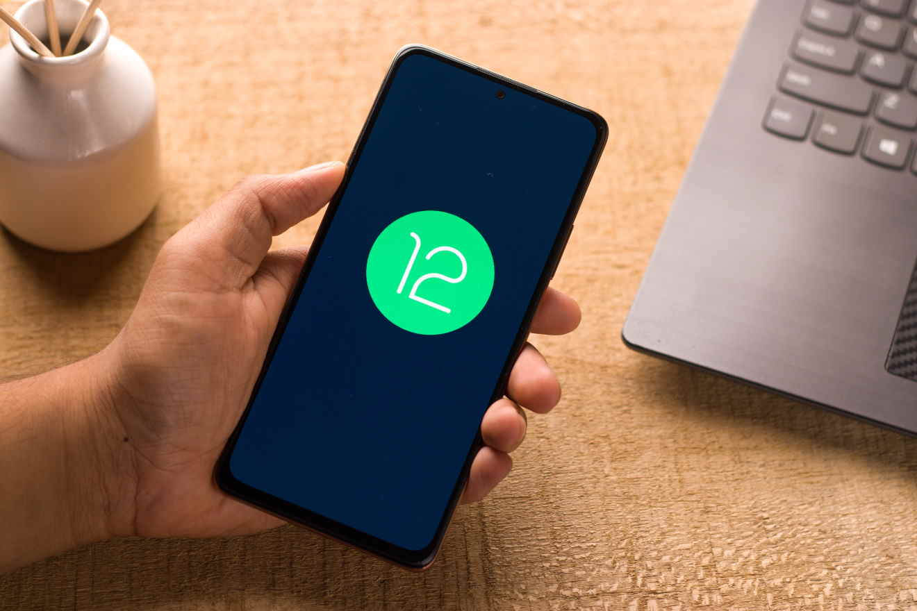 Google déploie le nouvel Android 12L sur ses smartphones Google Pixel