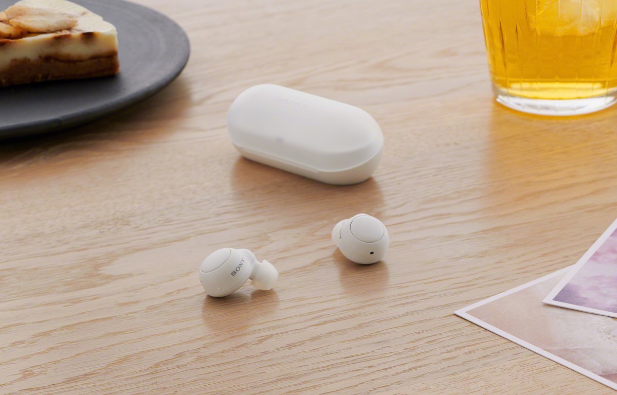 Sony WF-C500 WH-XB910N