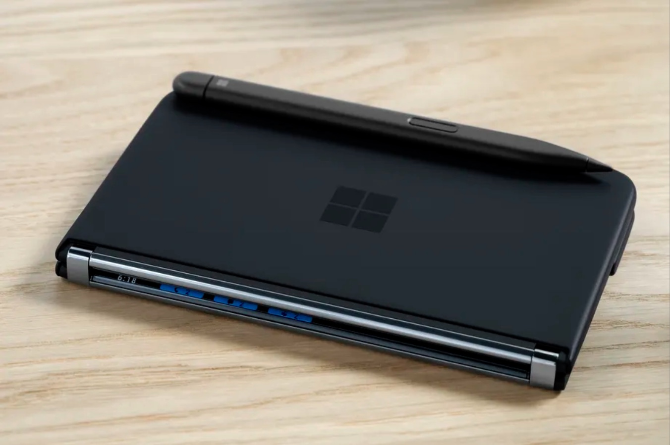Microsoft Surface Duo 2 : la coque permettant de 