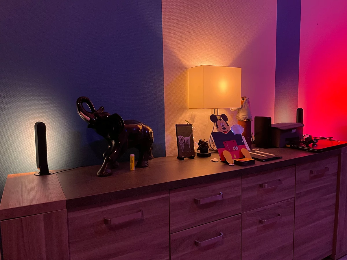 Test Philips Hue Play © Mathieu Grumiaux pour Clubic