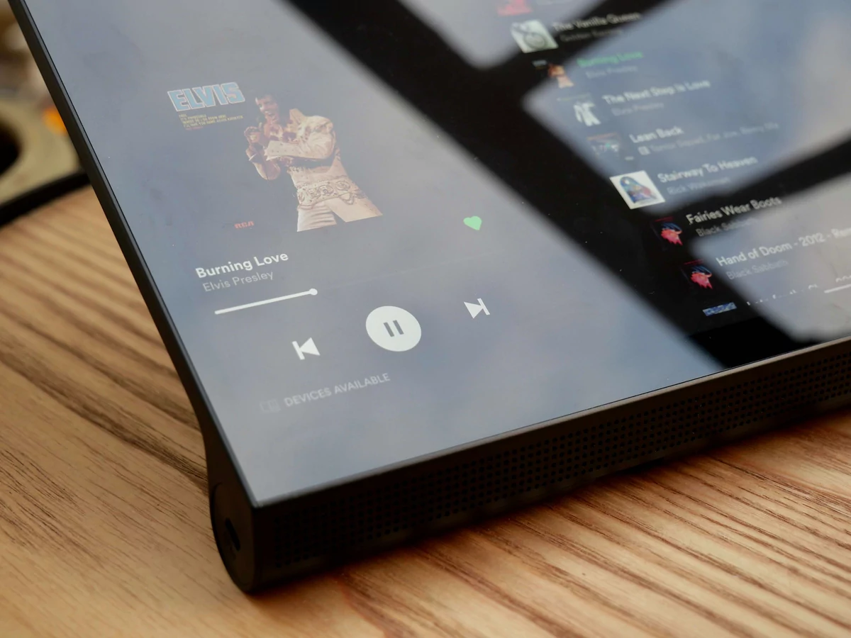 Lenovo Yoga Tab 13-15 © © Nathan Le Gohlisse pour Clubic