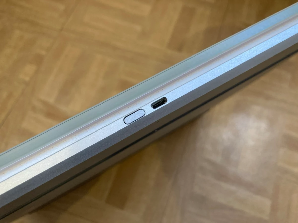 Withings Body Cardio - Connectique © Johan Gautreau