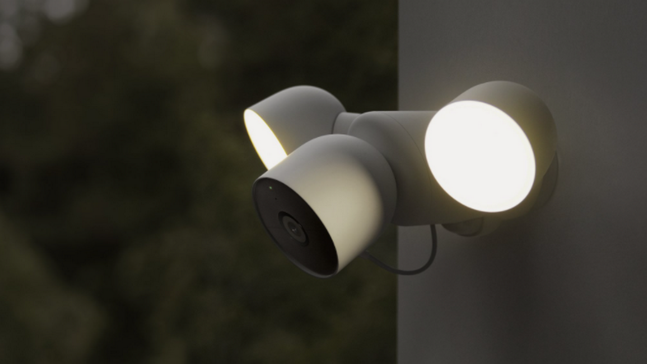 Google Nest lance deux nouveaux modèles de caméras de surveillance filaires