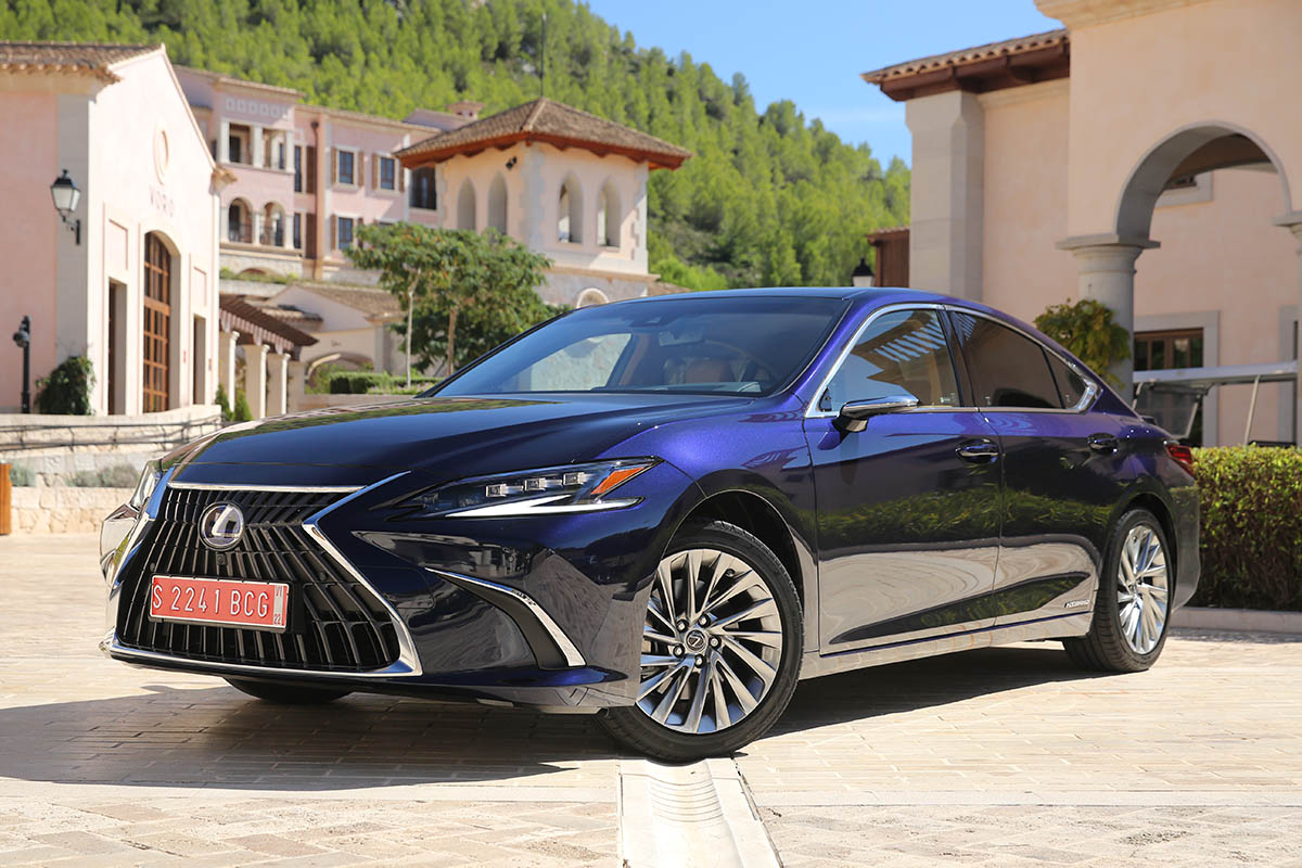 Essai-Lexus-ES-300h © Soufyane Benhammouda pour Clubic