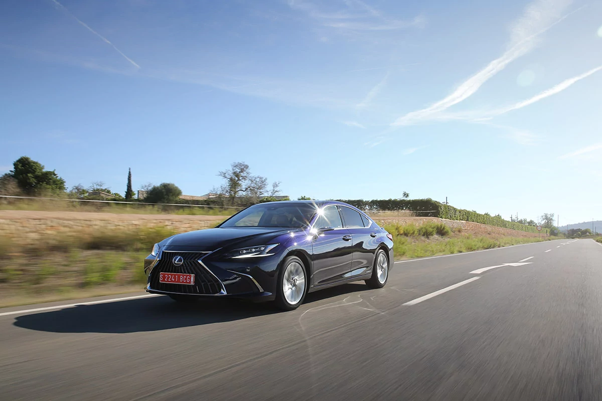 Essai-Lexus-ES-300h © Soufyane Benhammouda pour Clubic