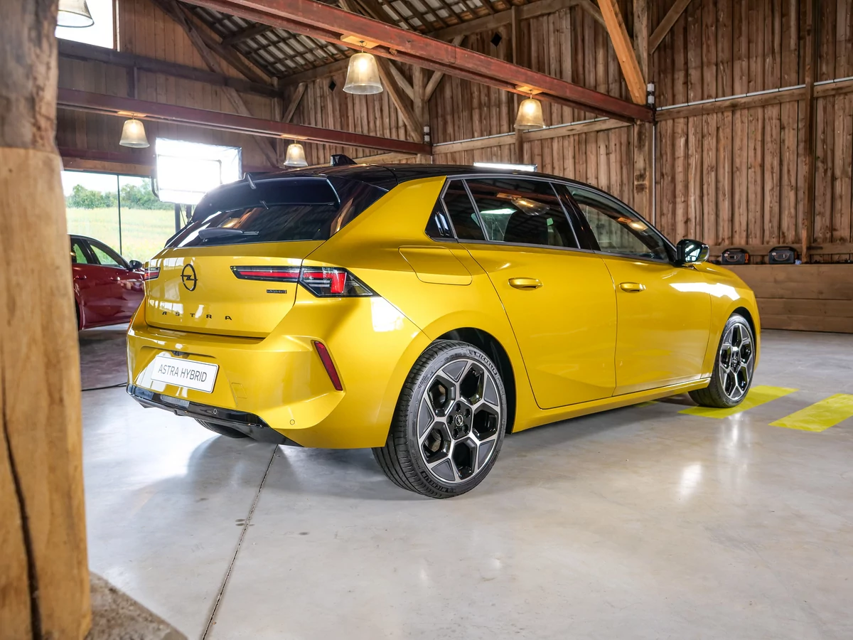 Opel Astra PHEV 2021 © David Nogueira