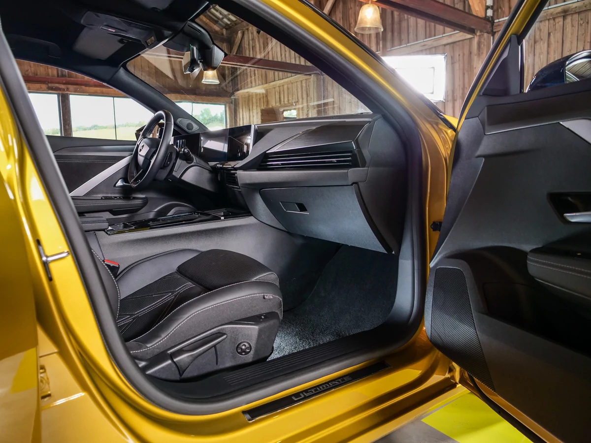 Opel Astra PHEV 2021 © David Nogueira