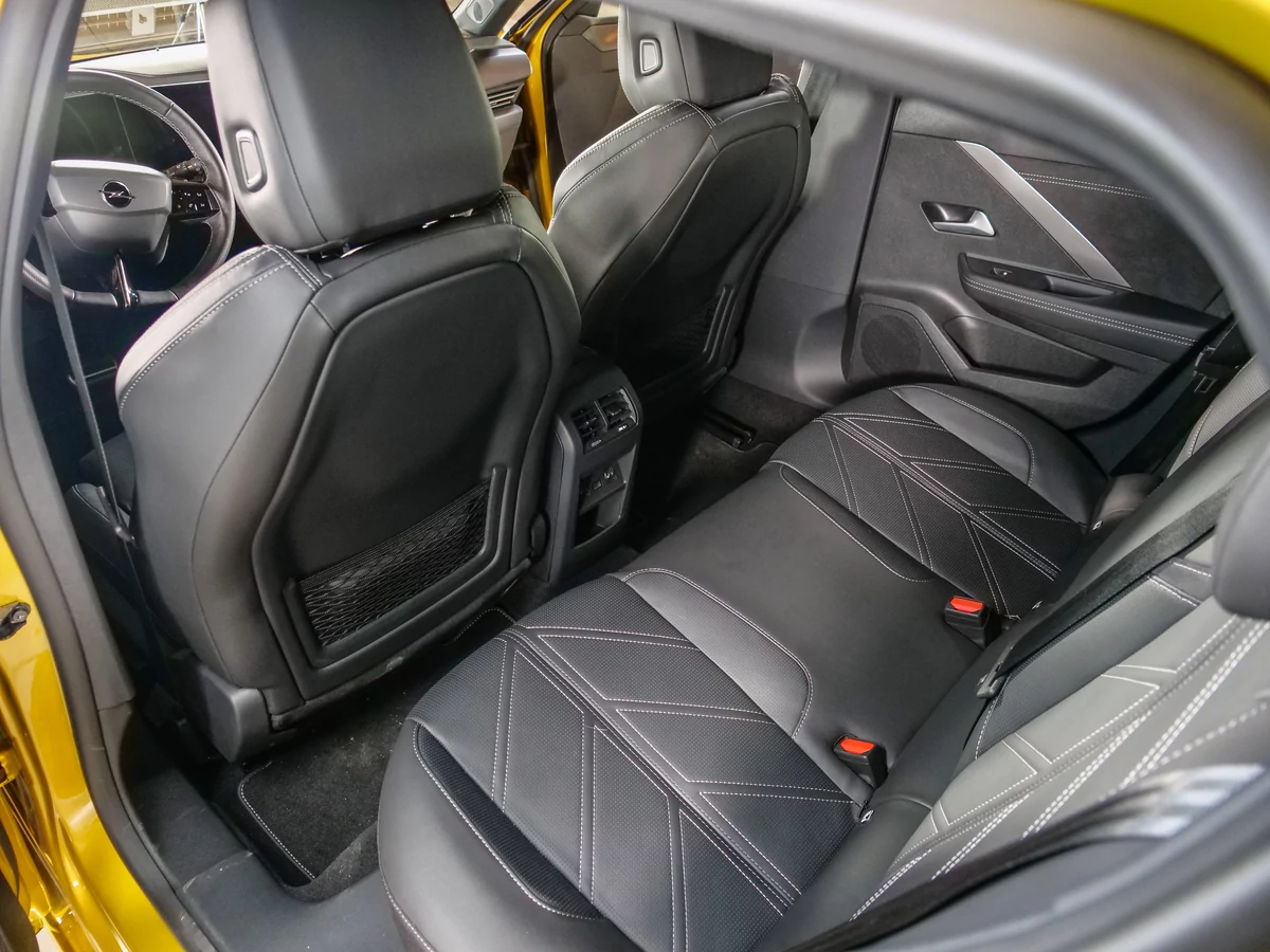 Opel Astra PHEV 2021 © David Nogueira