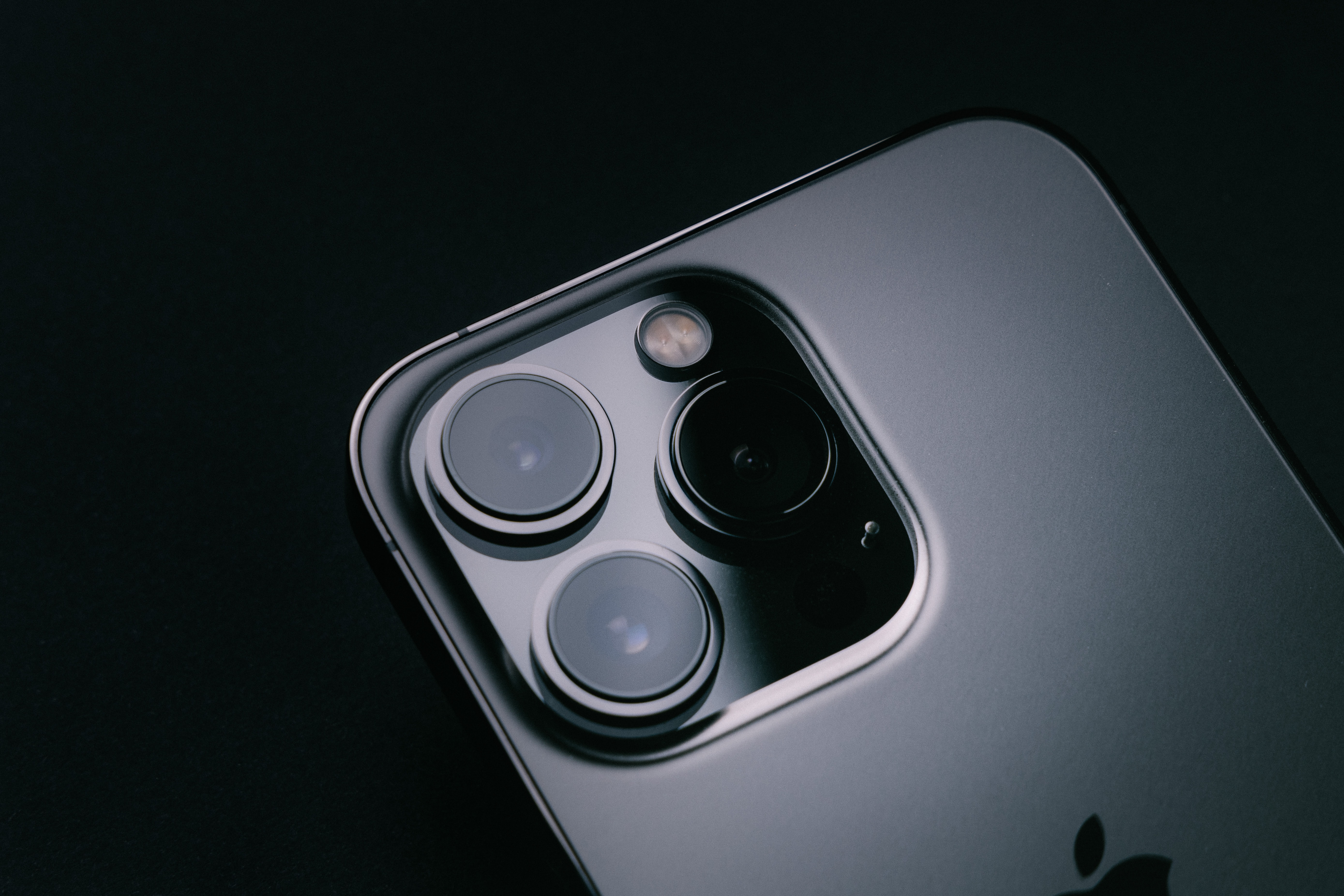 L'ultra grand-angle de l'iPhone 14 Pro sera plus grand, avec un capteur plus grand et des pixels plus grands