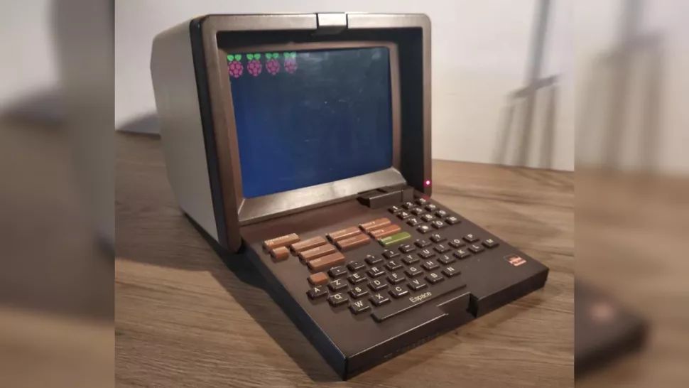 Le Minitel revient, plus puissant que jamais, propulsé par un Raspberry Pi