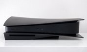Sony oblige dBrand à retirer de la vente ses plaques noires pour PS5