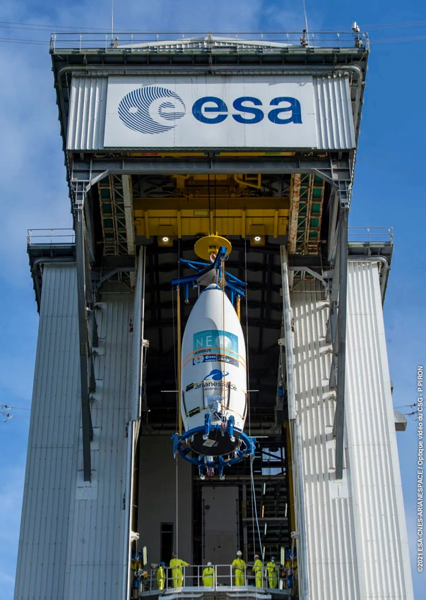 satellite Pléiades NEO montage Vega © ESA/CNES/Arianespace/CSG/P.Piron