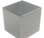 200 000 euros pour toucher un cube de tungsten une fois par an ? Les NFT partent en vrille