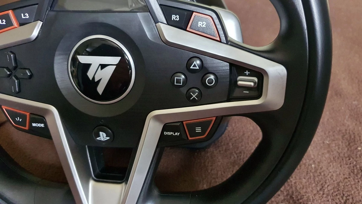 Thrustmaster T248 © Nerces