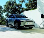 Toyota présente sa première électrique, la bZ4x, avec une belle autonomie et un toit solaire