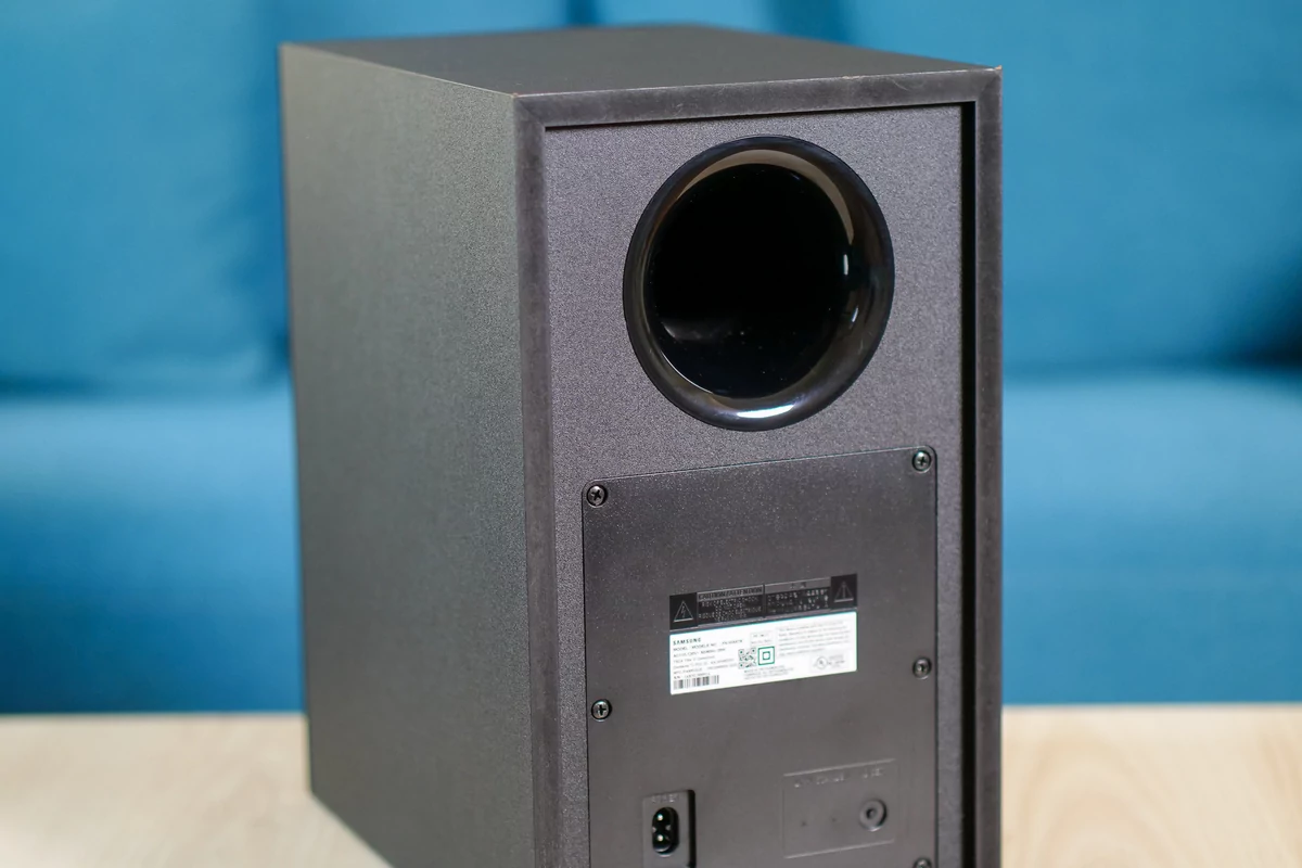 Samsung HW-Q600A caisson arrière