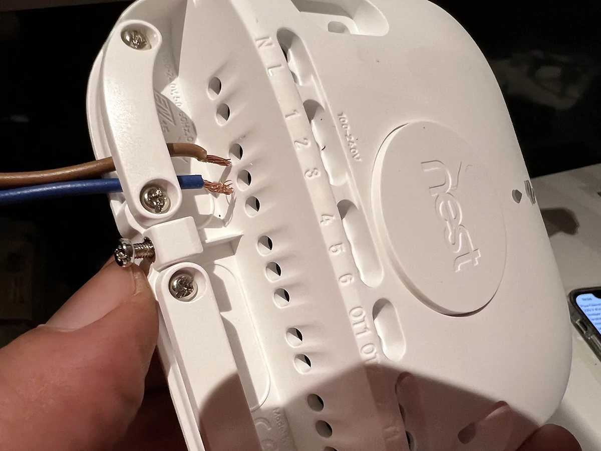 Google Thermostat Nest Heat Link 04 © Yazid Amer // Clubic