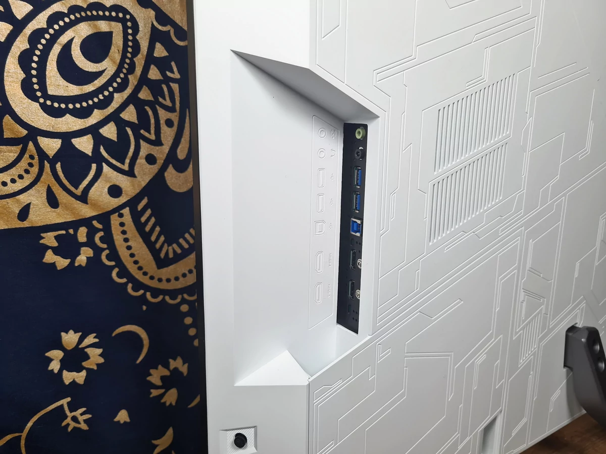 Test Asus ROG Strix XG43UQ_13 © Matthieu Legouge