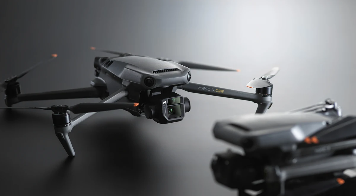 DJI Mavic 3 - 05 © DJI