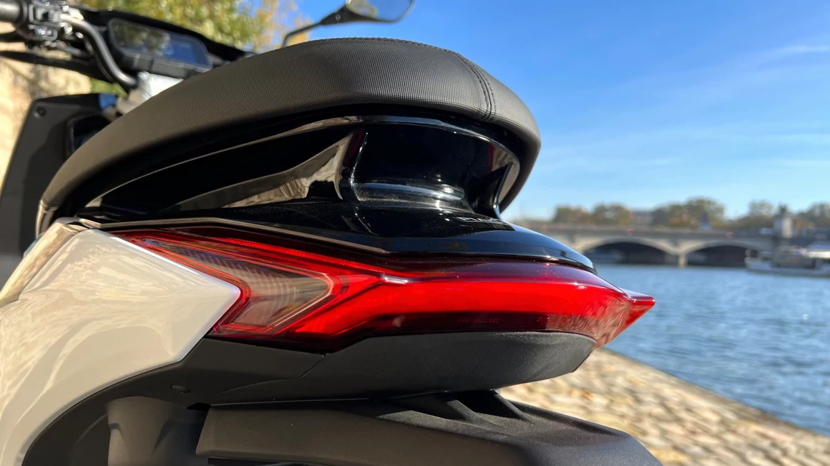 Piaggio 1 © Thibault Jousse